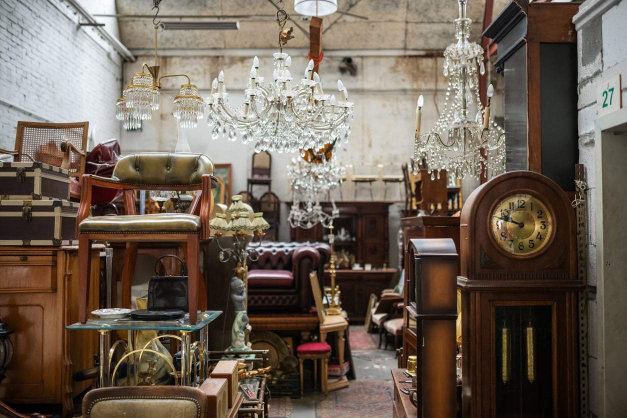 Antes de comprar muebles de segunda mano: 5 cosas que siempre debes revisar — Decoración