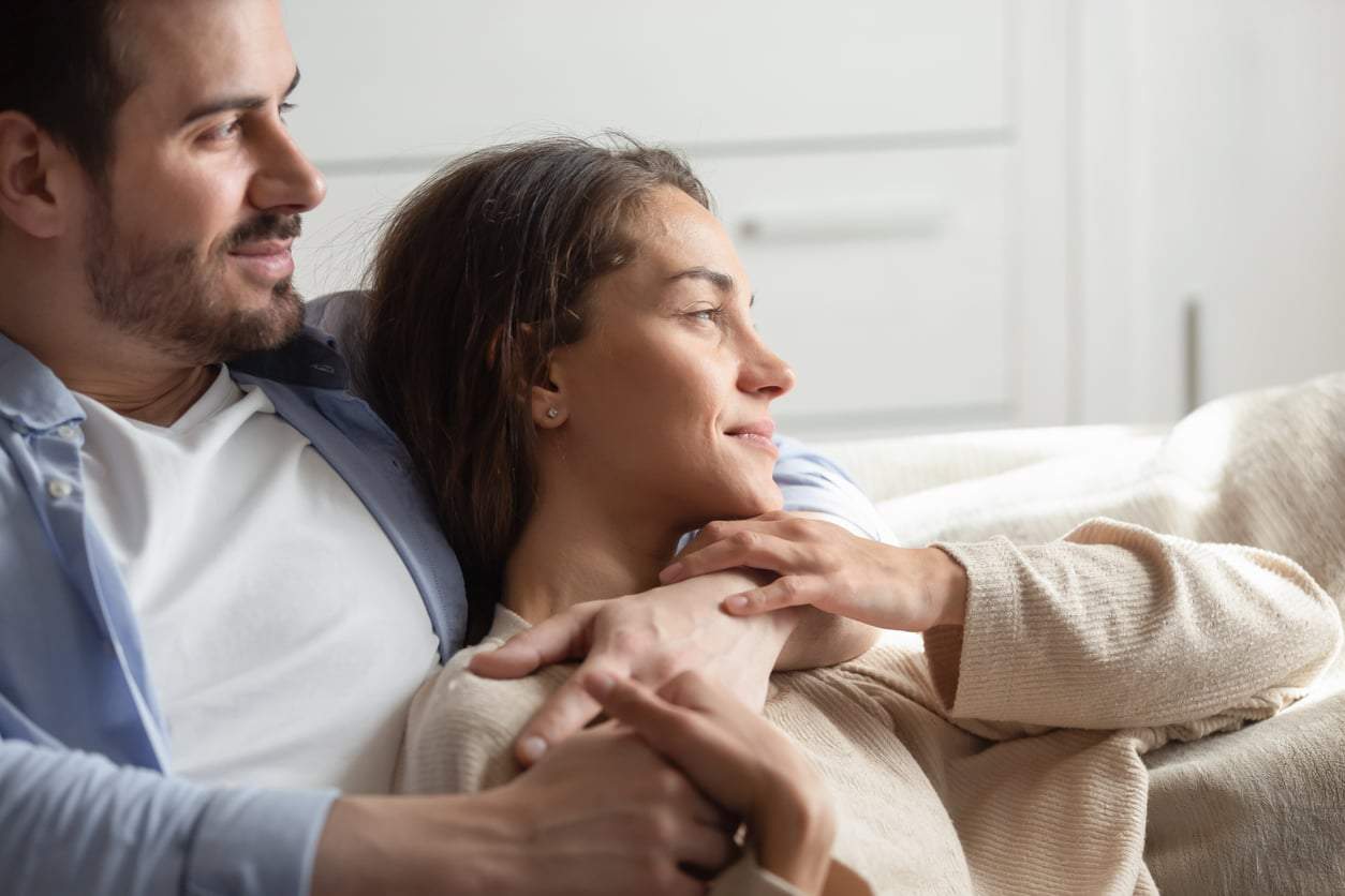 3 signs your partner isn't introverted — they're emotionally unavailable — Relationship