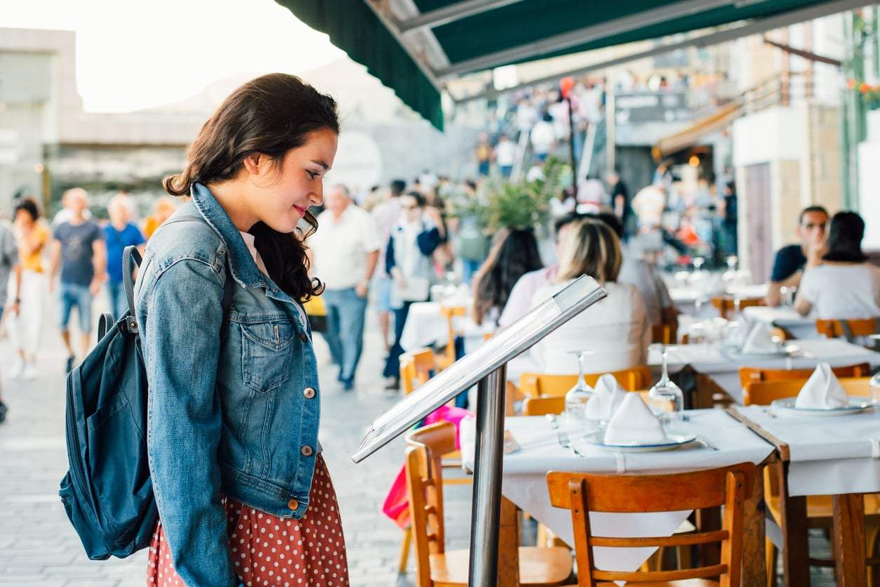 3 señales que delatan un restaurante trampa para turistas — Ocio
