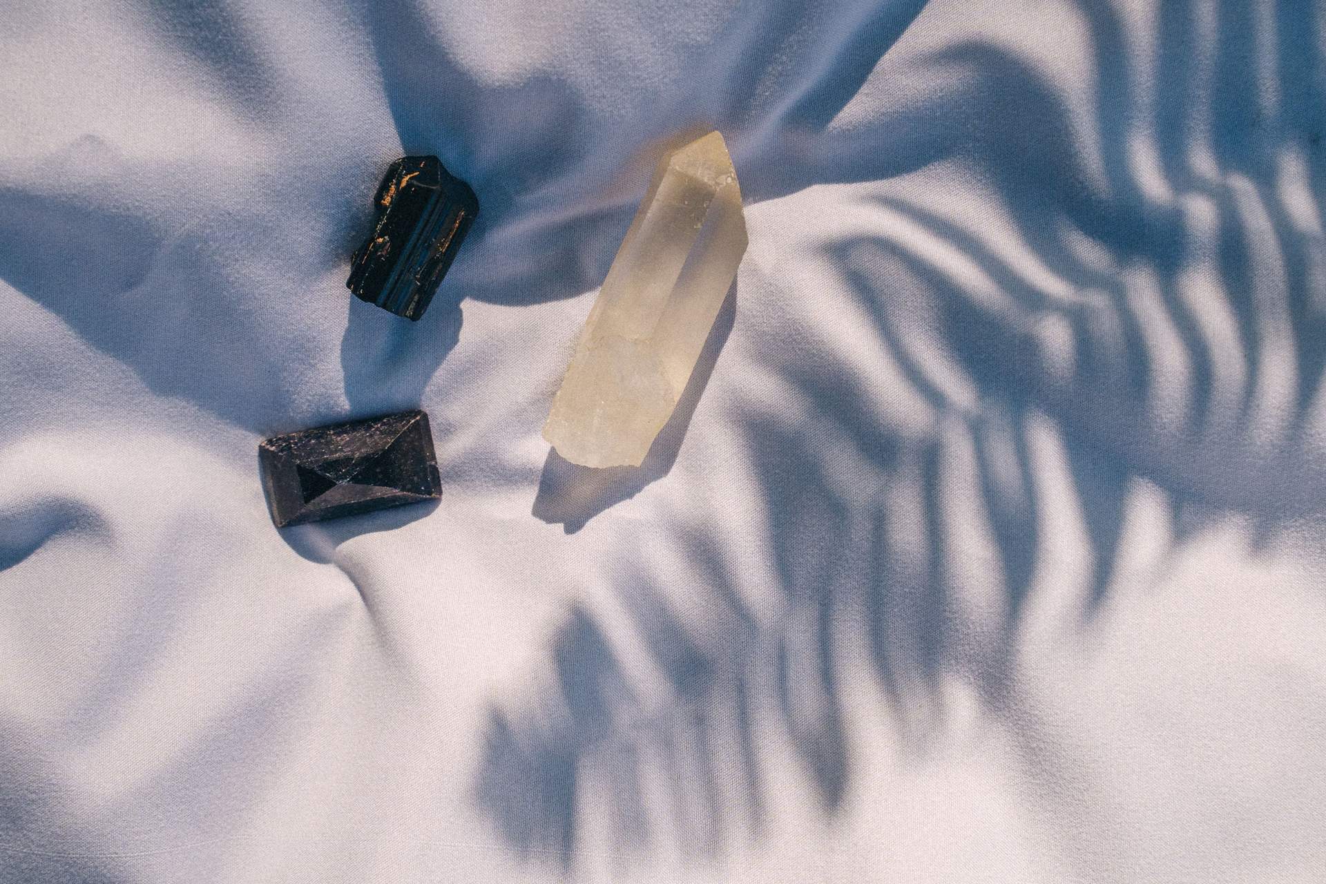 5 cheap crystals that give surprisingly powerful protection — Lifestyle