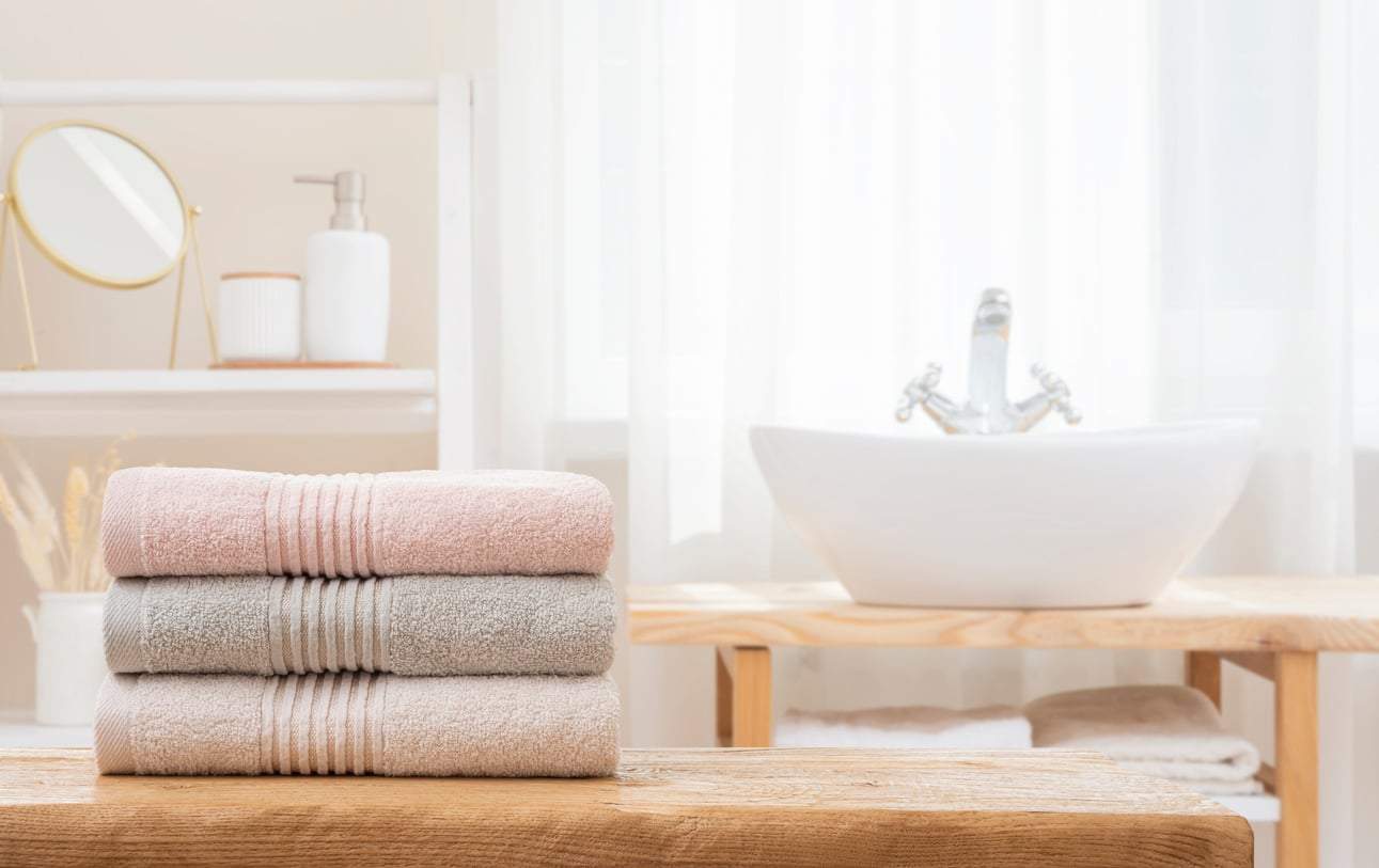 5 bathroom details that quietly tell your guests you don't care — Household