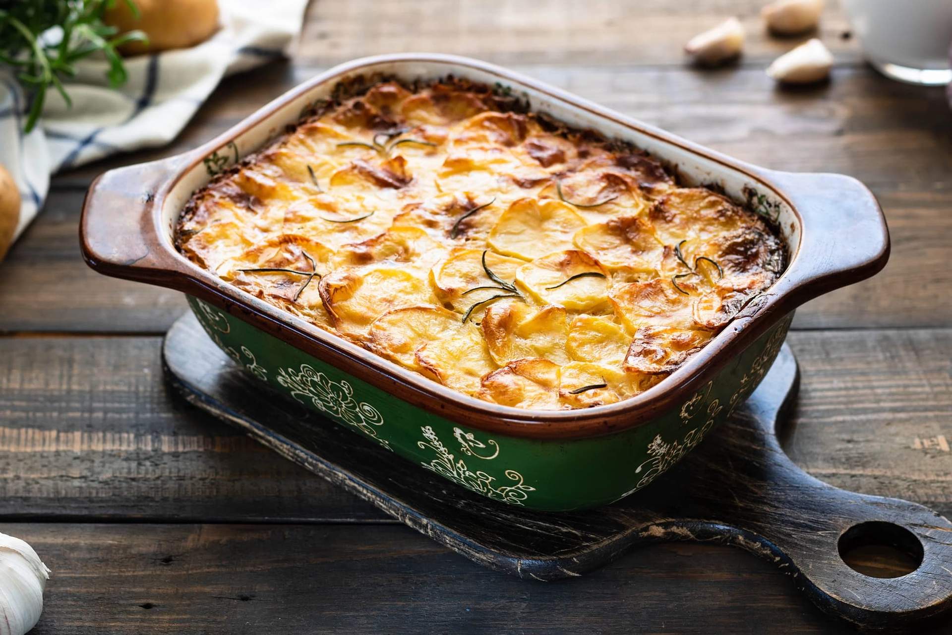 Patate al gratin all'ungherese: il segreto per farle cremose e perfette — Lifestyle