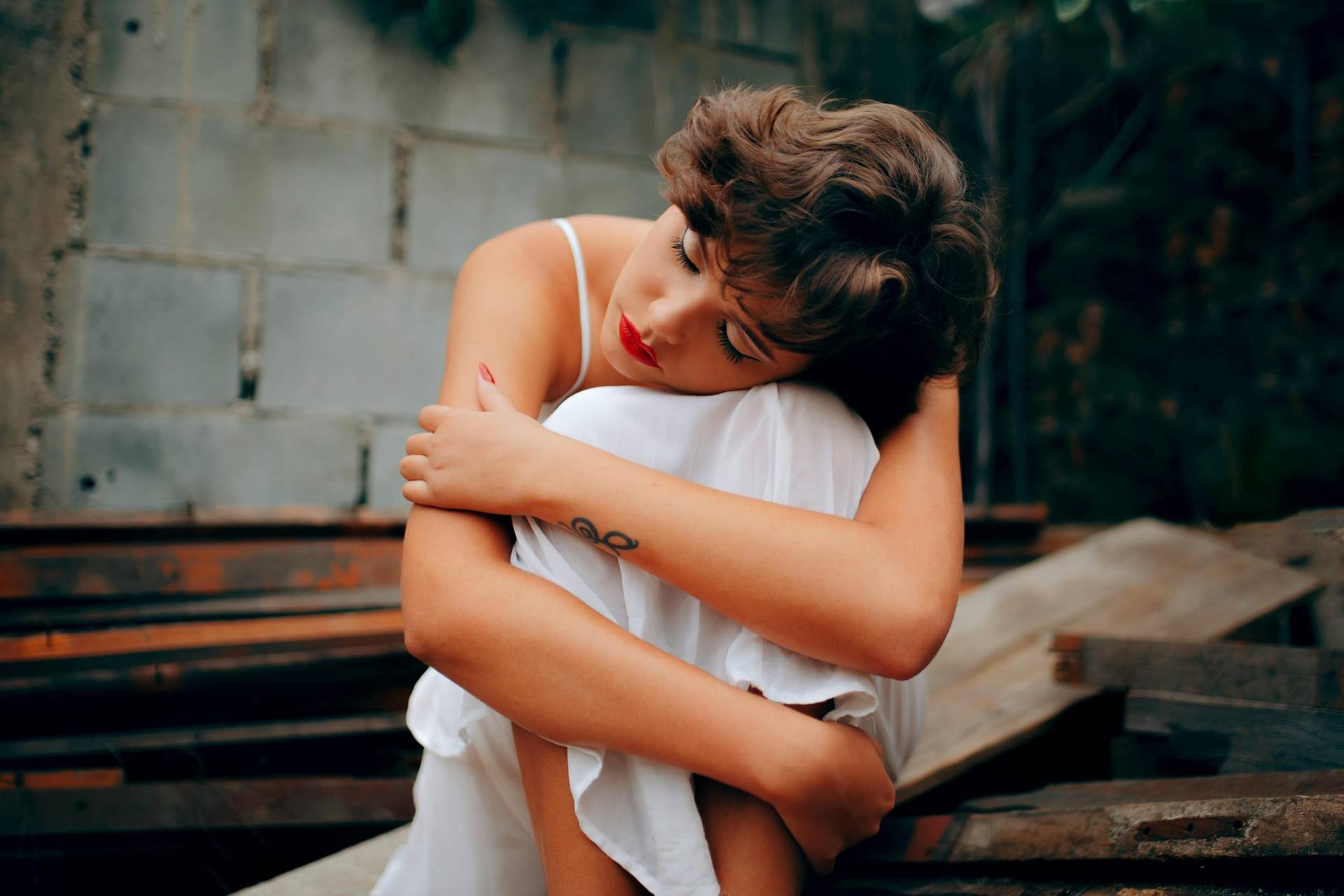 If You Often Hear These Phrases, You’re Probably Being Emotionally Manipulated