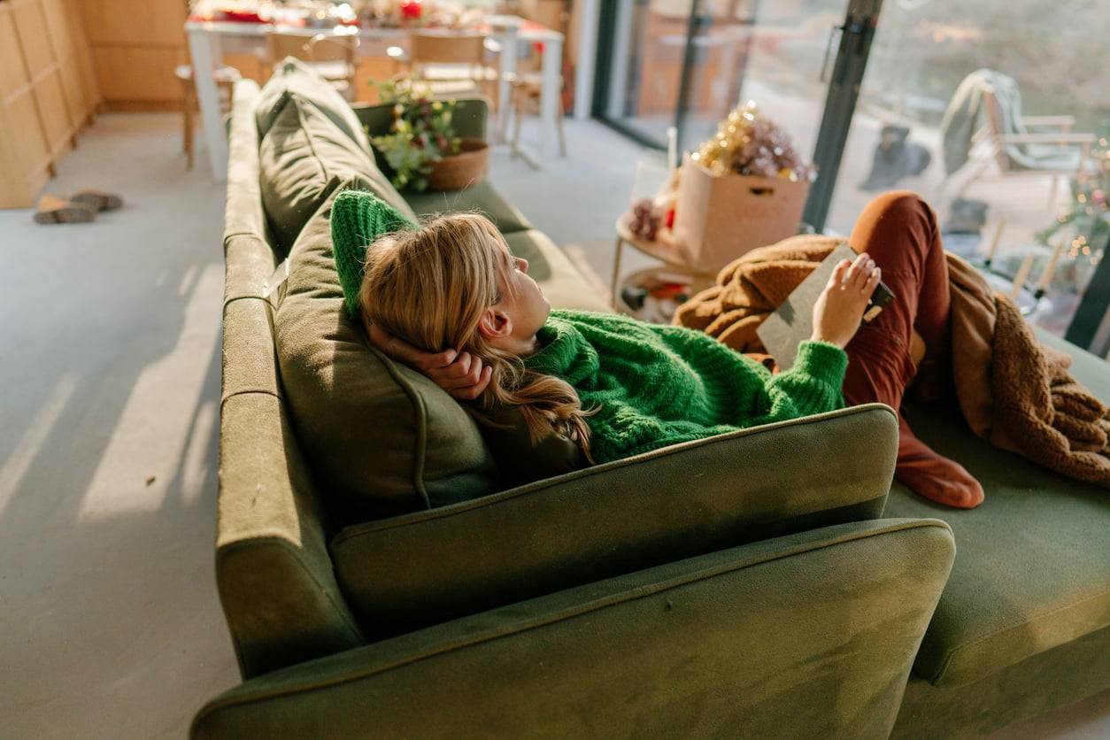 Fliegende Jahre und schleppende Tage: Wie wir Zeitverlust-Traumata liebevoll annehmen
