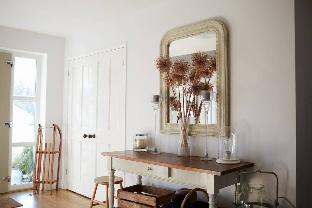 Heads Up: These 6 Household Items Could Block Your Wealth and Bring Bad Luck