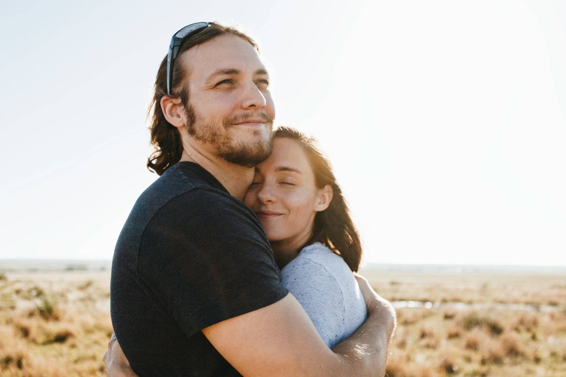 «Solo quería distraerme»: por qué la primera relación tras una ruptura casi nunca funciona