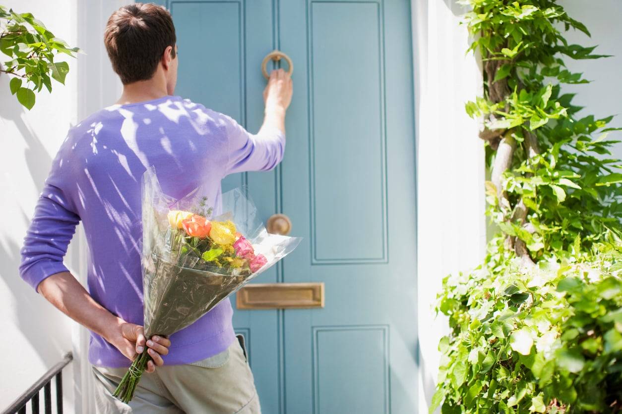5 segnali che il tuo ex vuole riconquistarti — li stai notando?
