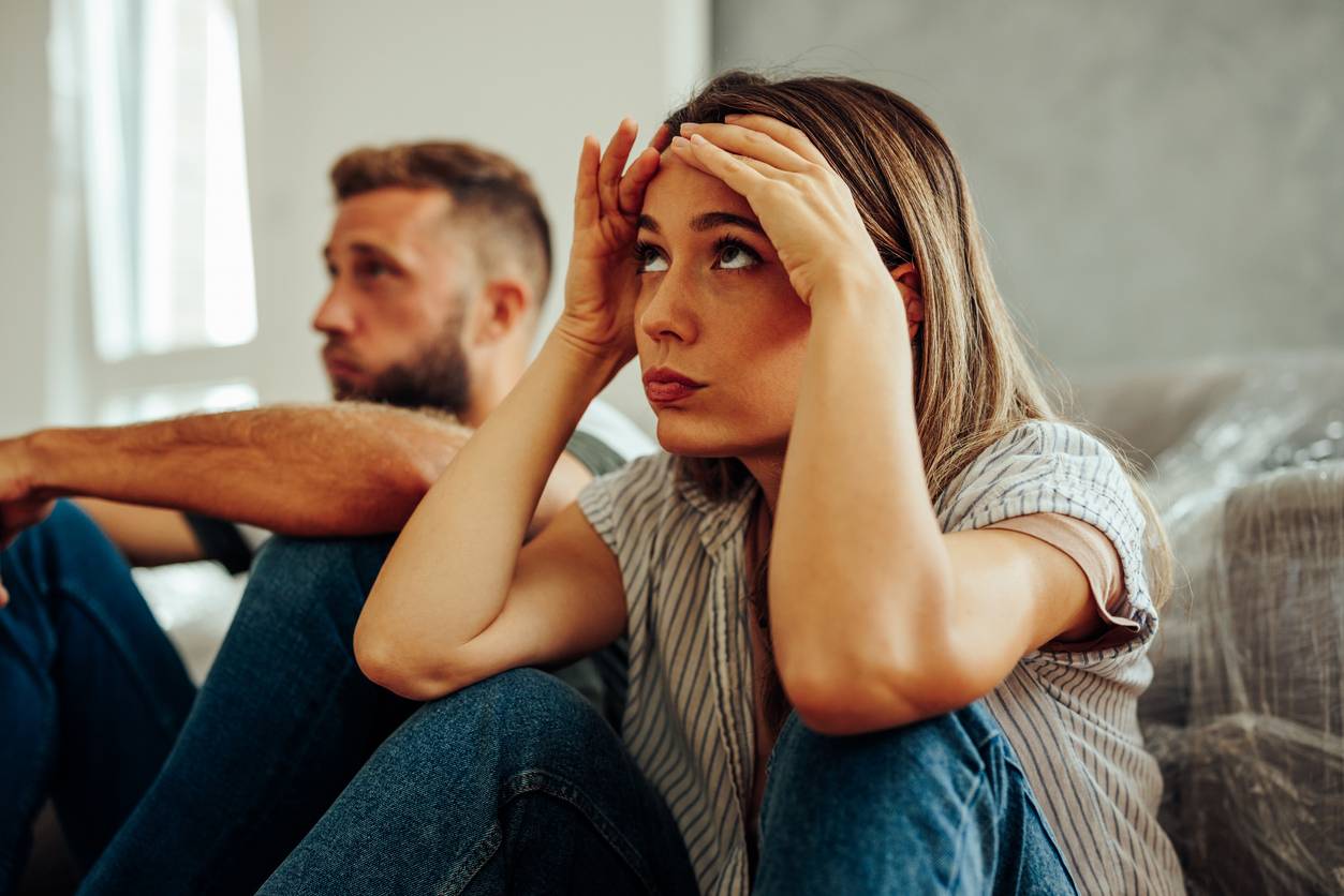 5 segnali che ti presta attenzione solo quando ha paura di perderti