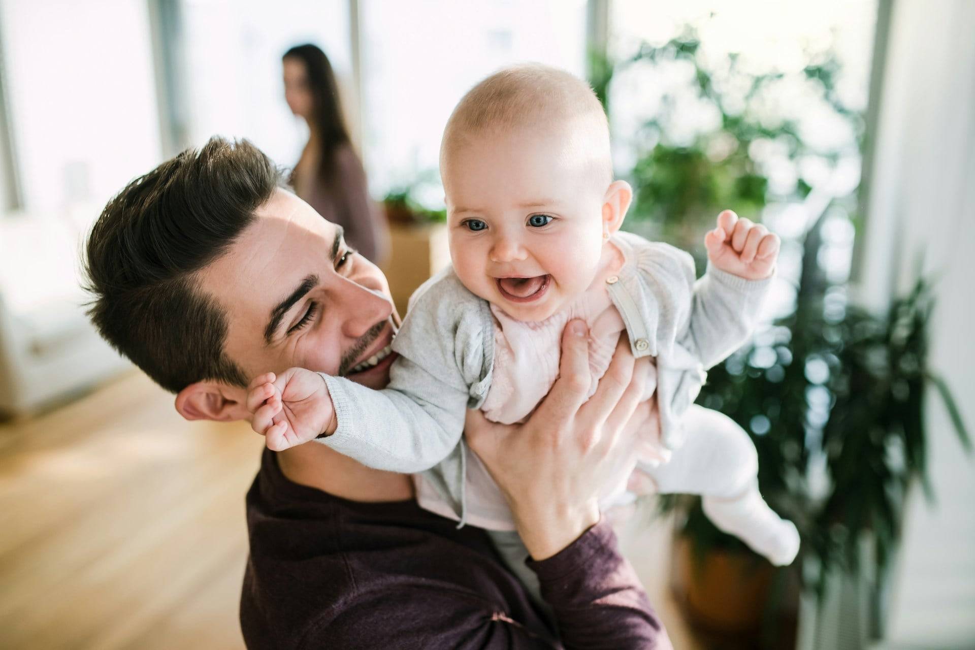 "When a dad changes a diaper, he's a hero": 7 things only fathers get praised for — Family