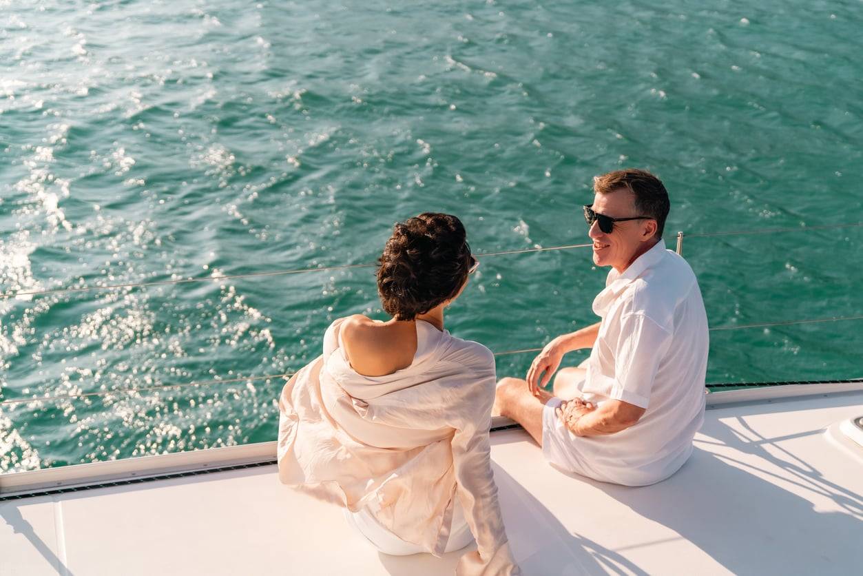 „Riviera Minimal": So kopierst du den geheimen Sommer-Look der Französinnen