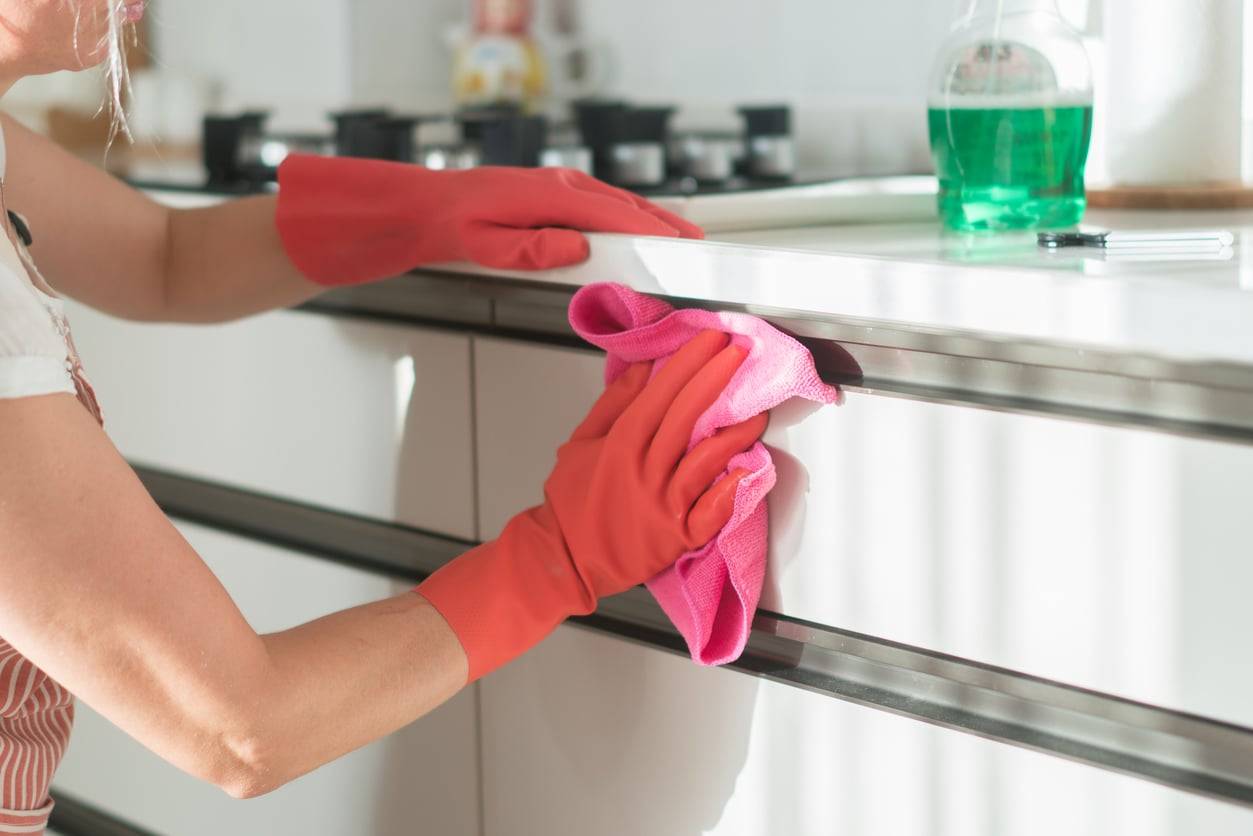 Sticky kitchen cabinet doors? Here's the simple fix that actually works