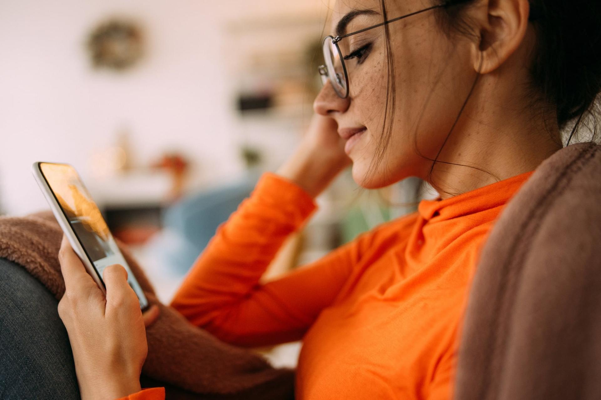 You Might Not Even Notice: Signs You’re Emotionally Cheating on Your Husband — Relationship