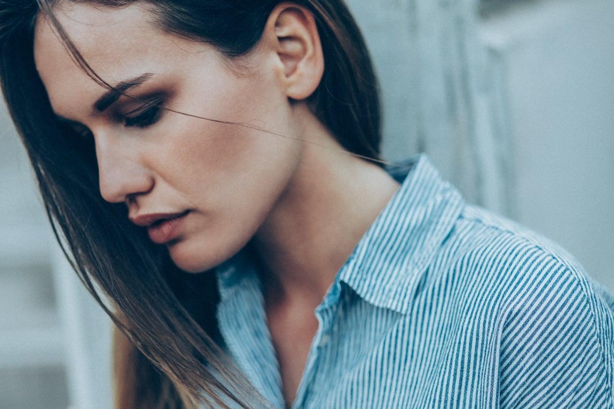 The 7 Stages of a Broken Heart Everyone Goes Through After a Breakup — Relationship