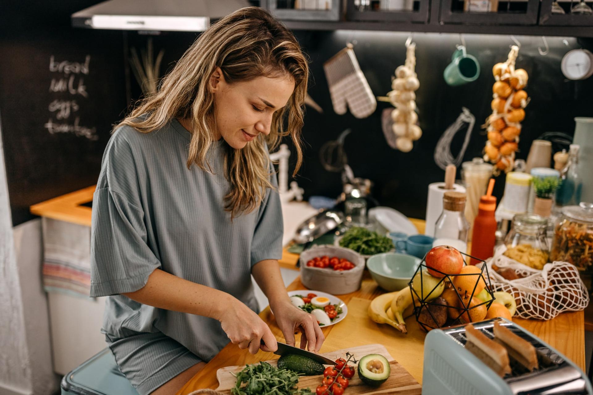 Sommerliche Beilagen ohne Kochen – perfekt, wenn du den Herd auslassen willst — Lebensstil