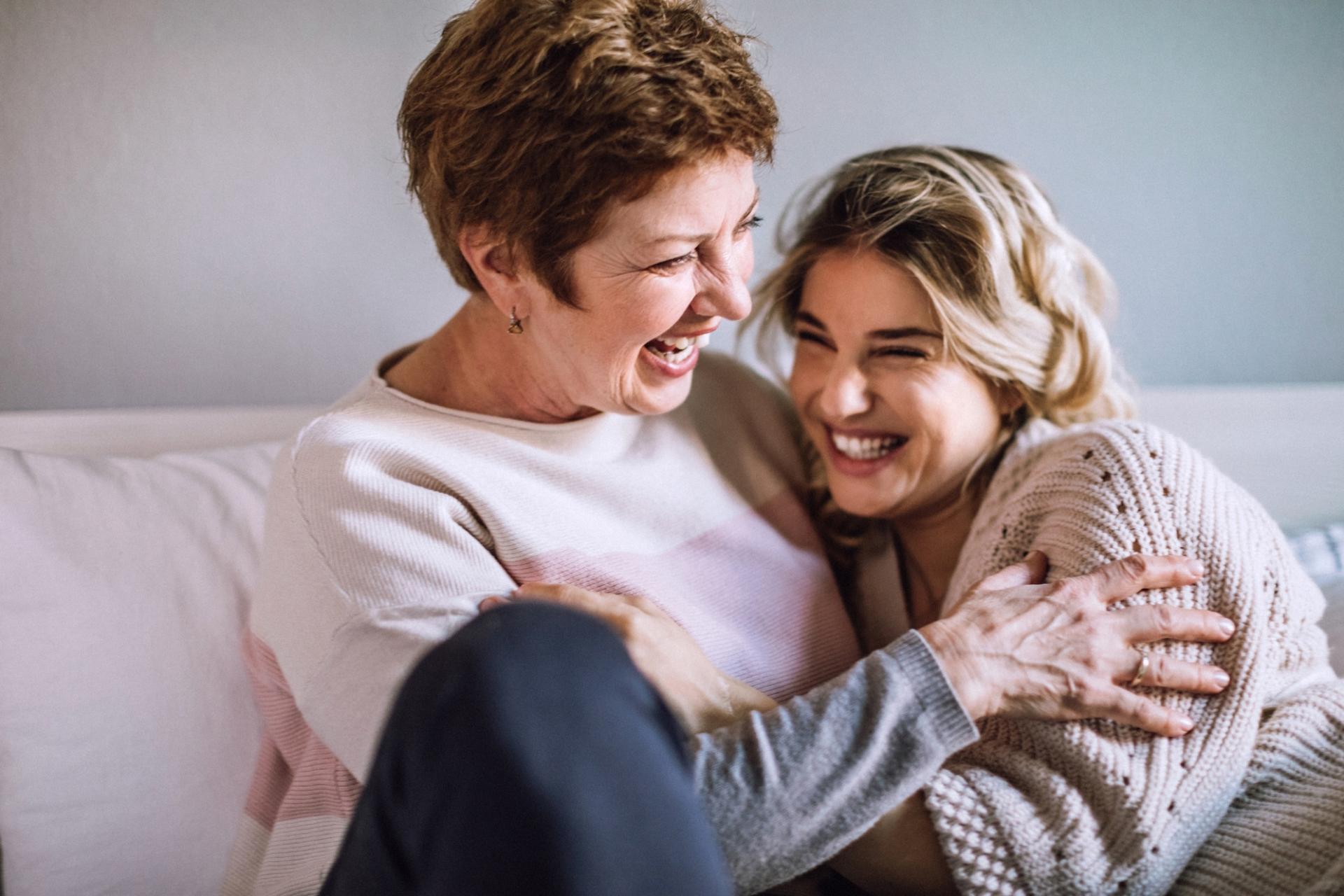 A veces, a los 40 años, seguimos viviendo con nuestros padres: ¡La pereza rara vez es la razón! — Familia