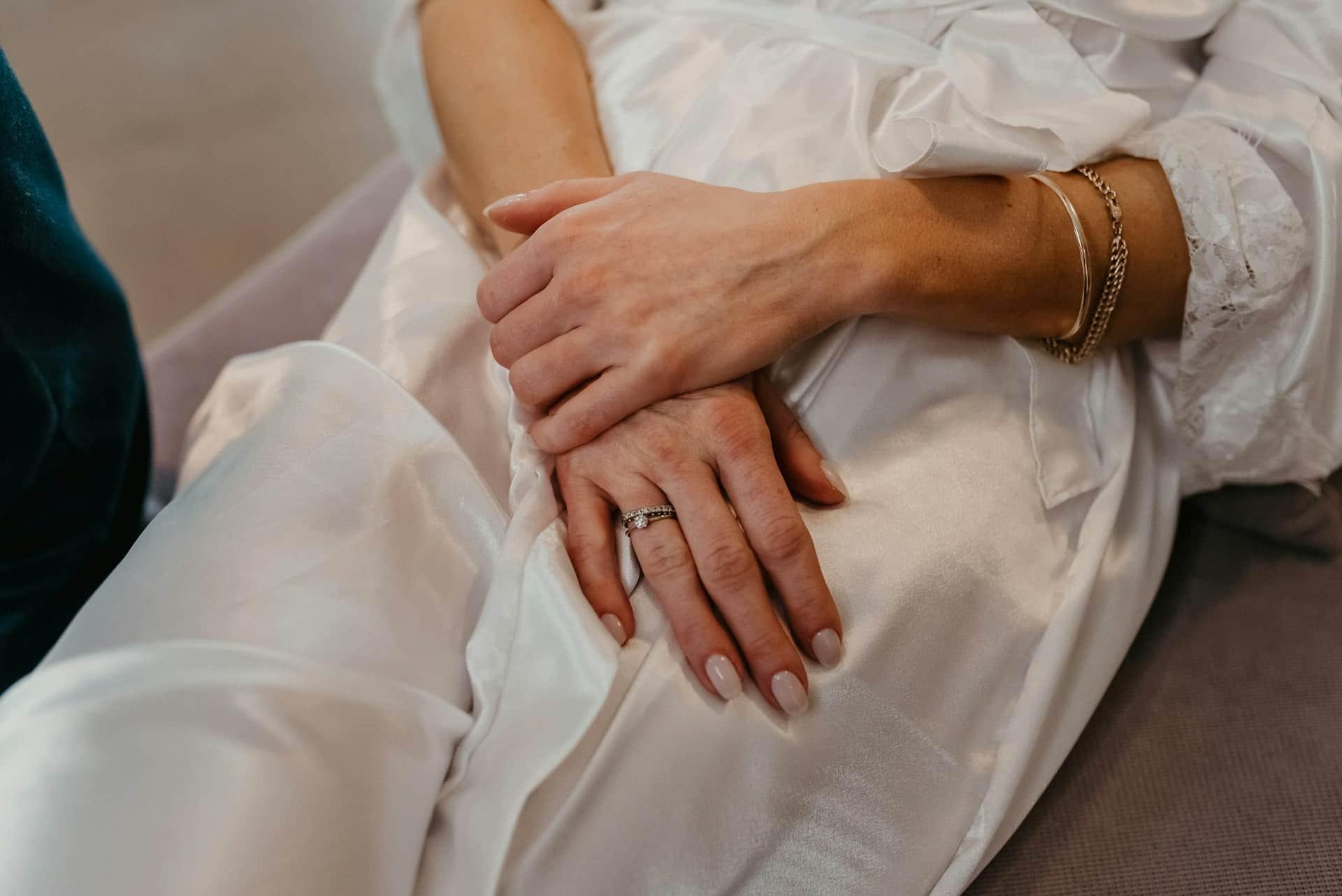 ¿Existe la manicura perfecta para el compromiso? Nosotros decimos que sí: aquí tienes 8 pruebas — Boda