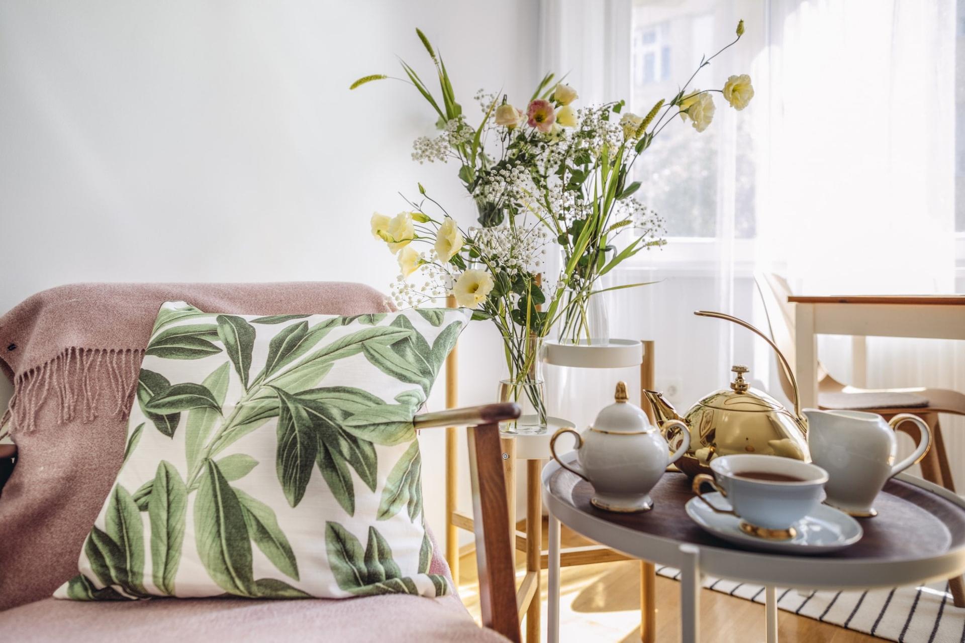 Non spendere per la tua casa primaverile. Idee di decorazione con ciò che hai — Arredo