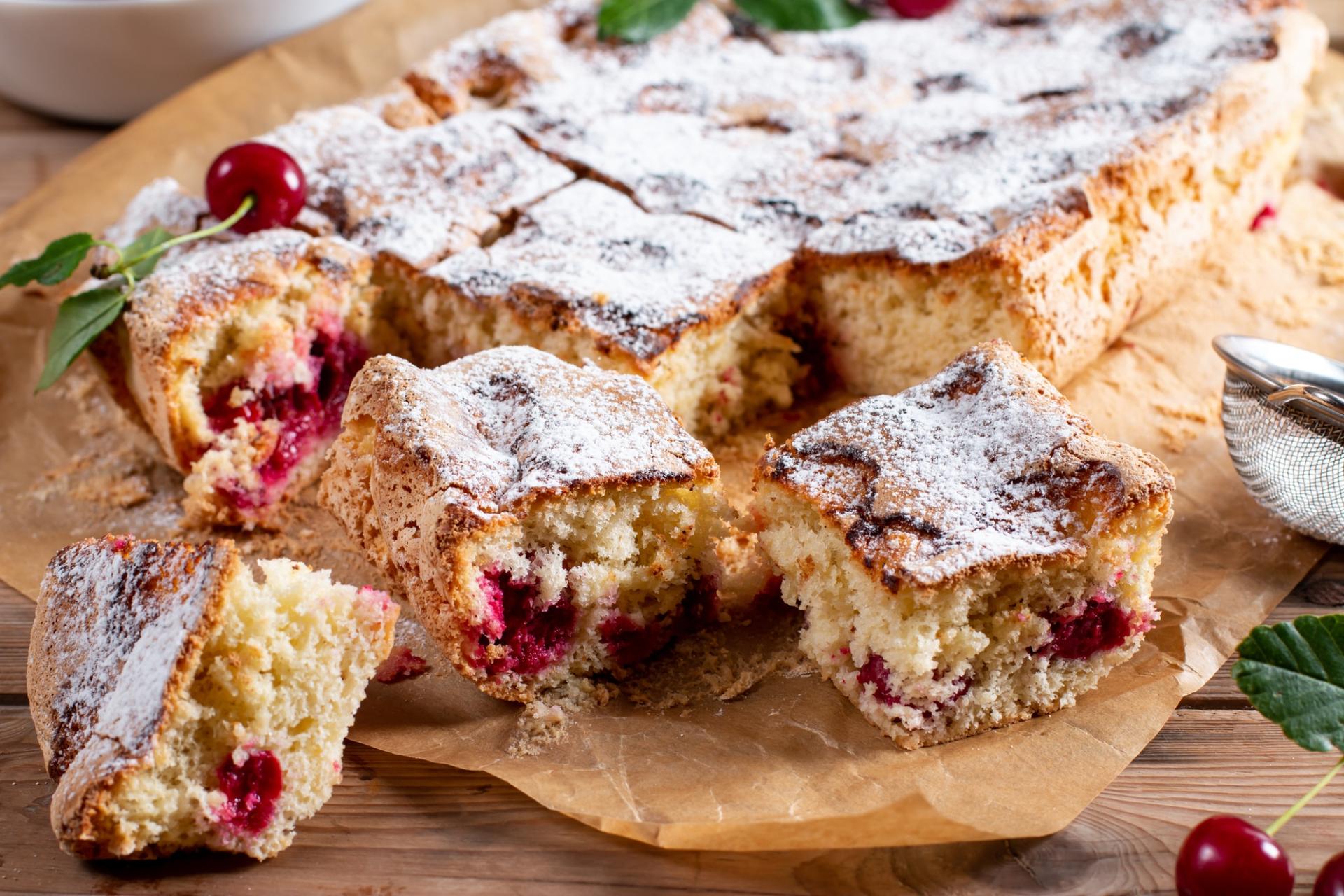 5 Quick Sour Cherry Recipes That Fill Your Kitchen with the Smell of Childhood — Lifestyle
