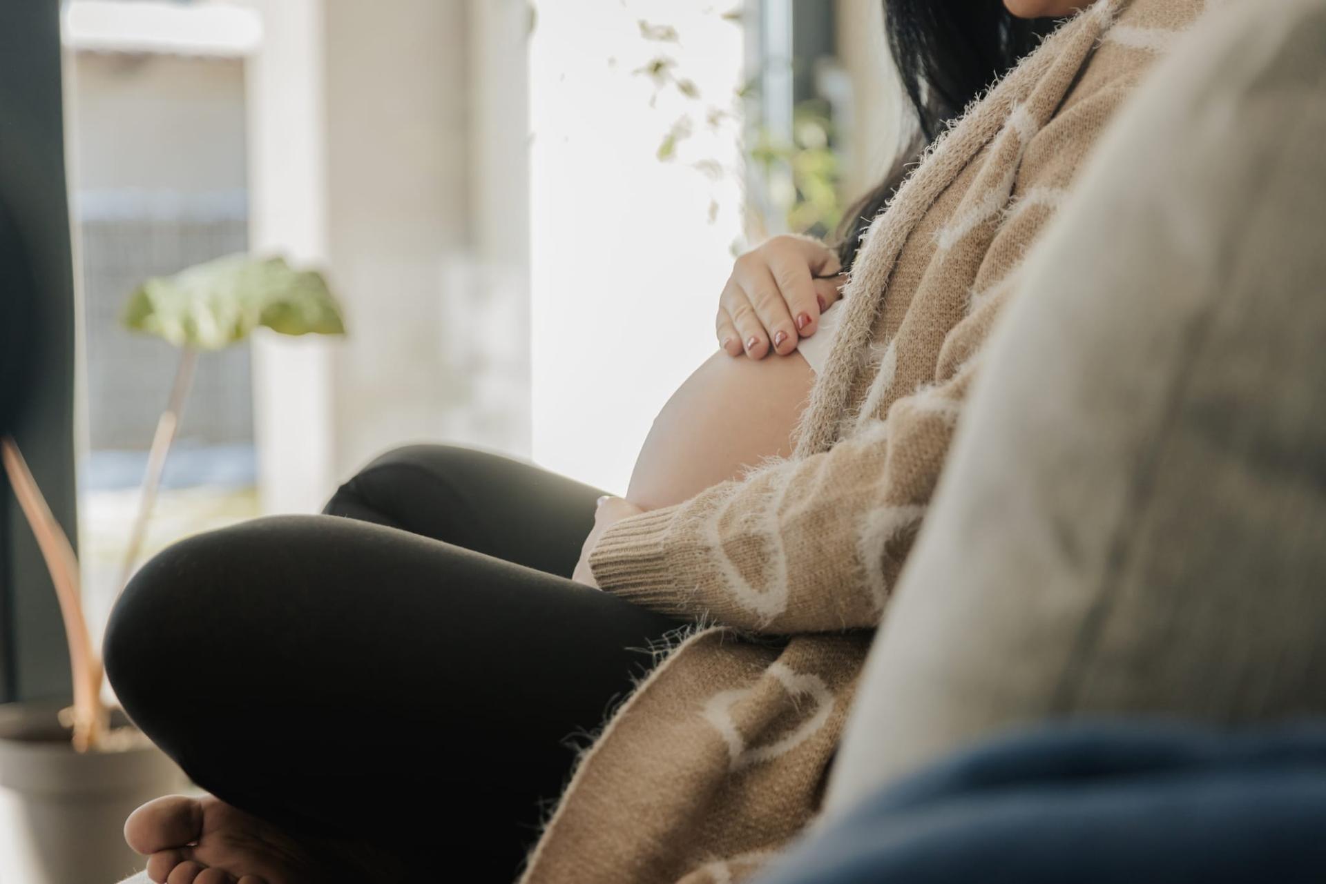 «Purtroppo ho dovuto dare in adozione il mio bambino» - Donne che hanno scoperto tardi di essere incinte — Salute