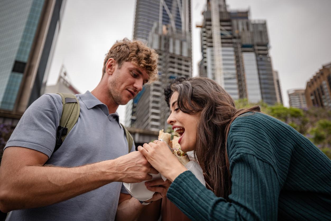 “¡Tu novia está buenísima!” - 9 cosas que los hombres nunca te dirían — Relación