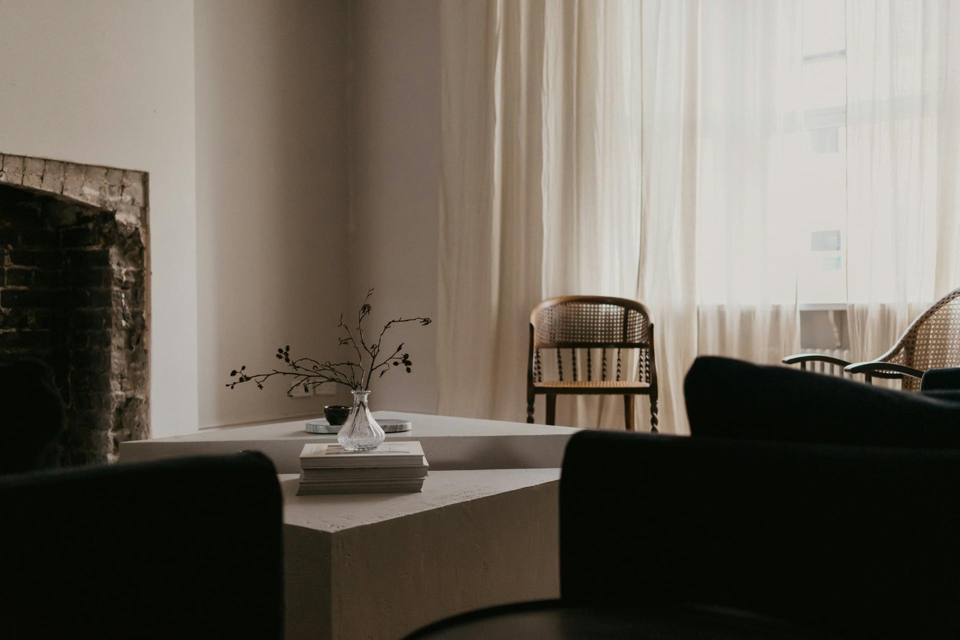 So richten Sie das Wohnzimmer um, damit mehr Licht und Energie einströmen — Deko