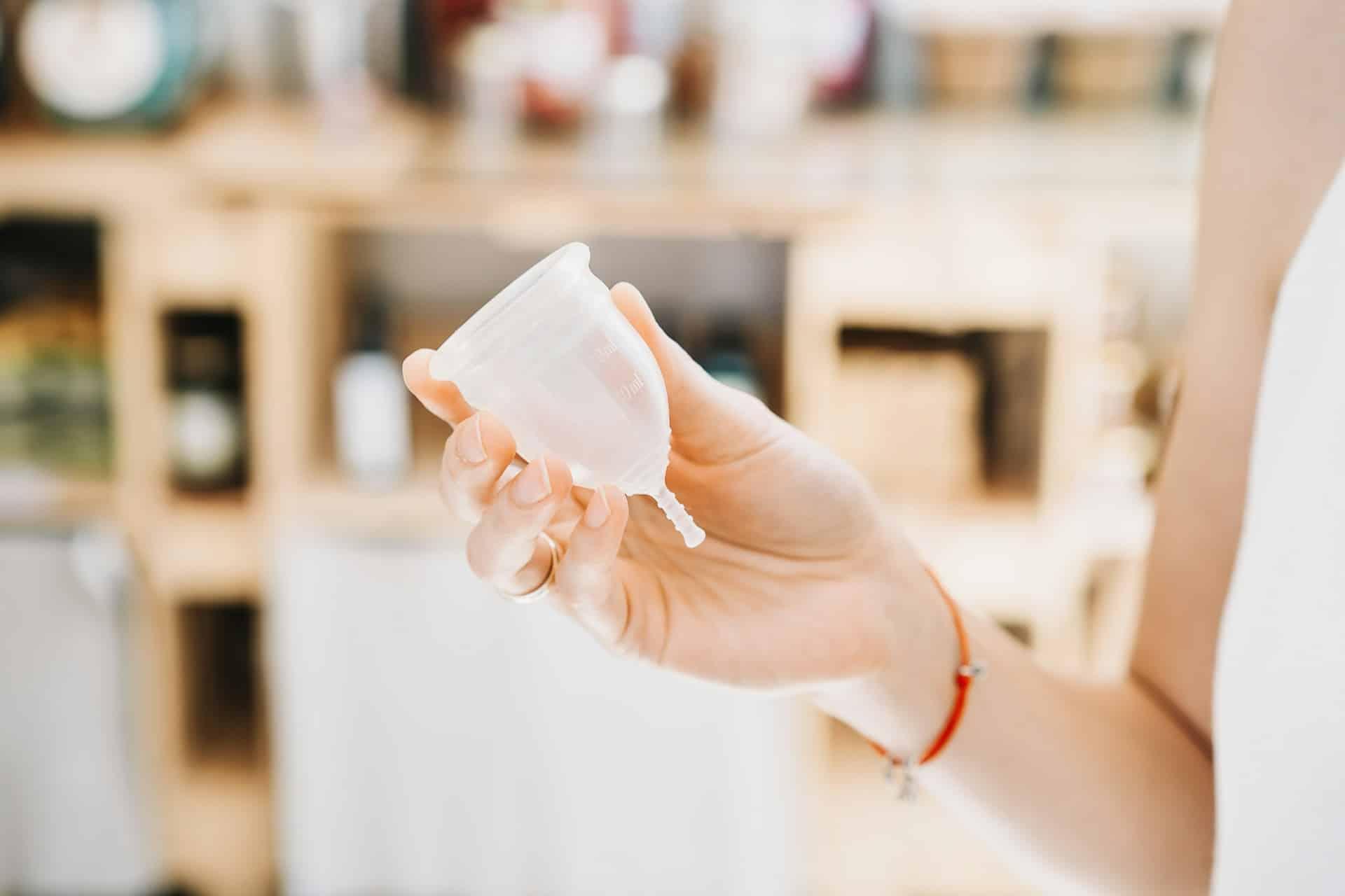 N’ayez pas peur d’utiliser la coupe menstruelle ! Une solution écolo et pratique — Santé