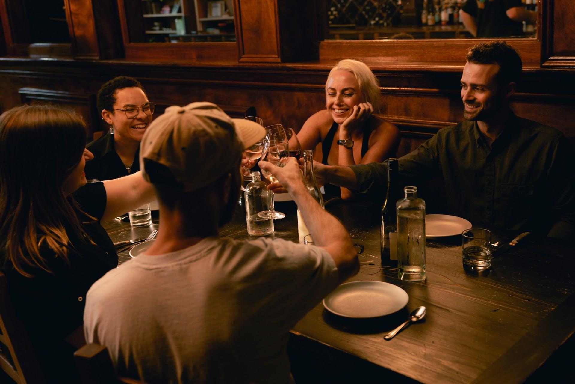 5 Hidden Night Bars in Budapest to Chill with Your Friends — Leisure