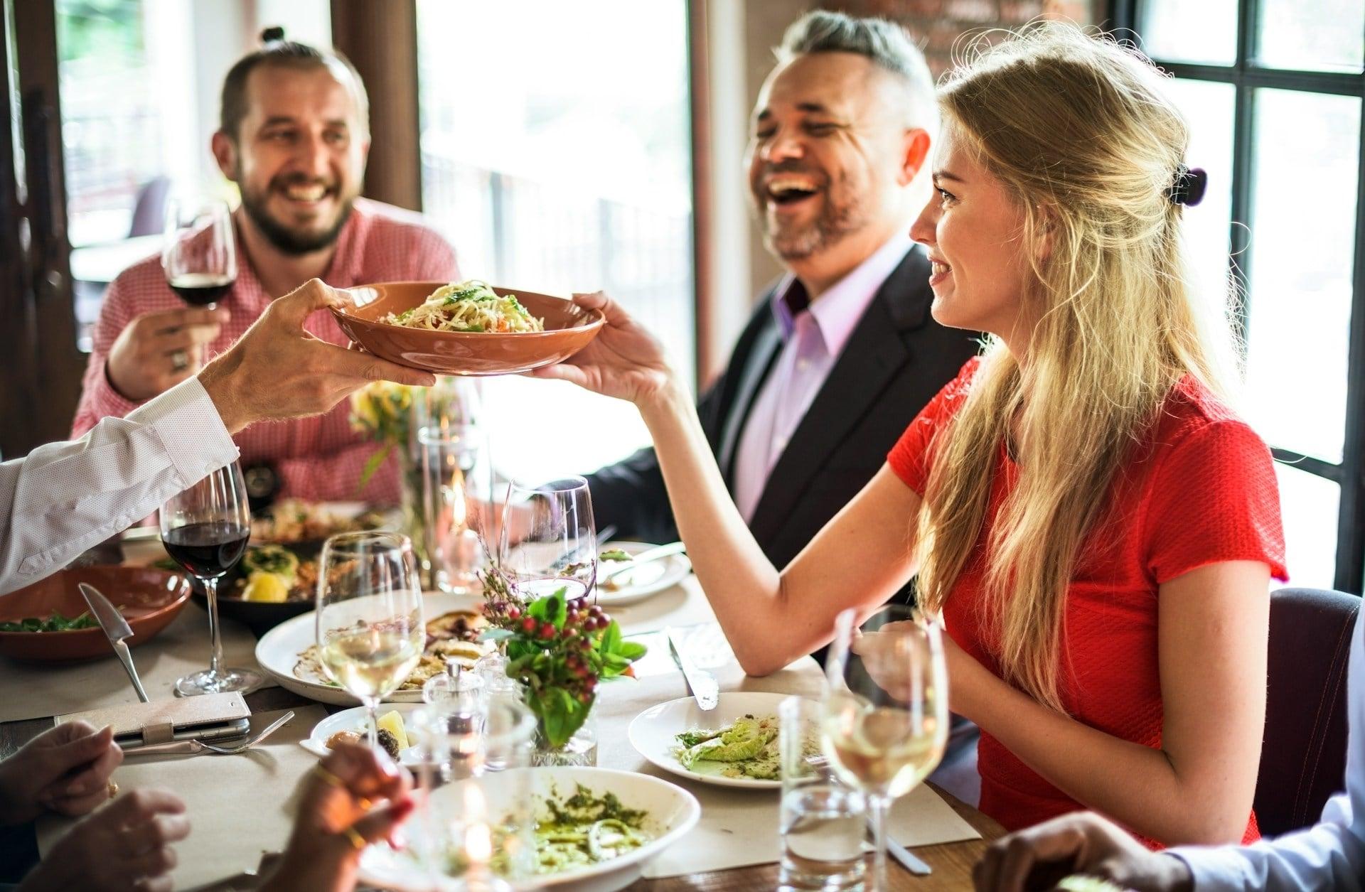 Queste domande da fare ai tuoi familiari per connettervi davvero — Famiglia