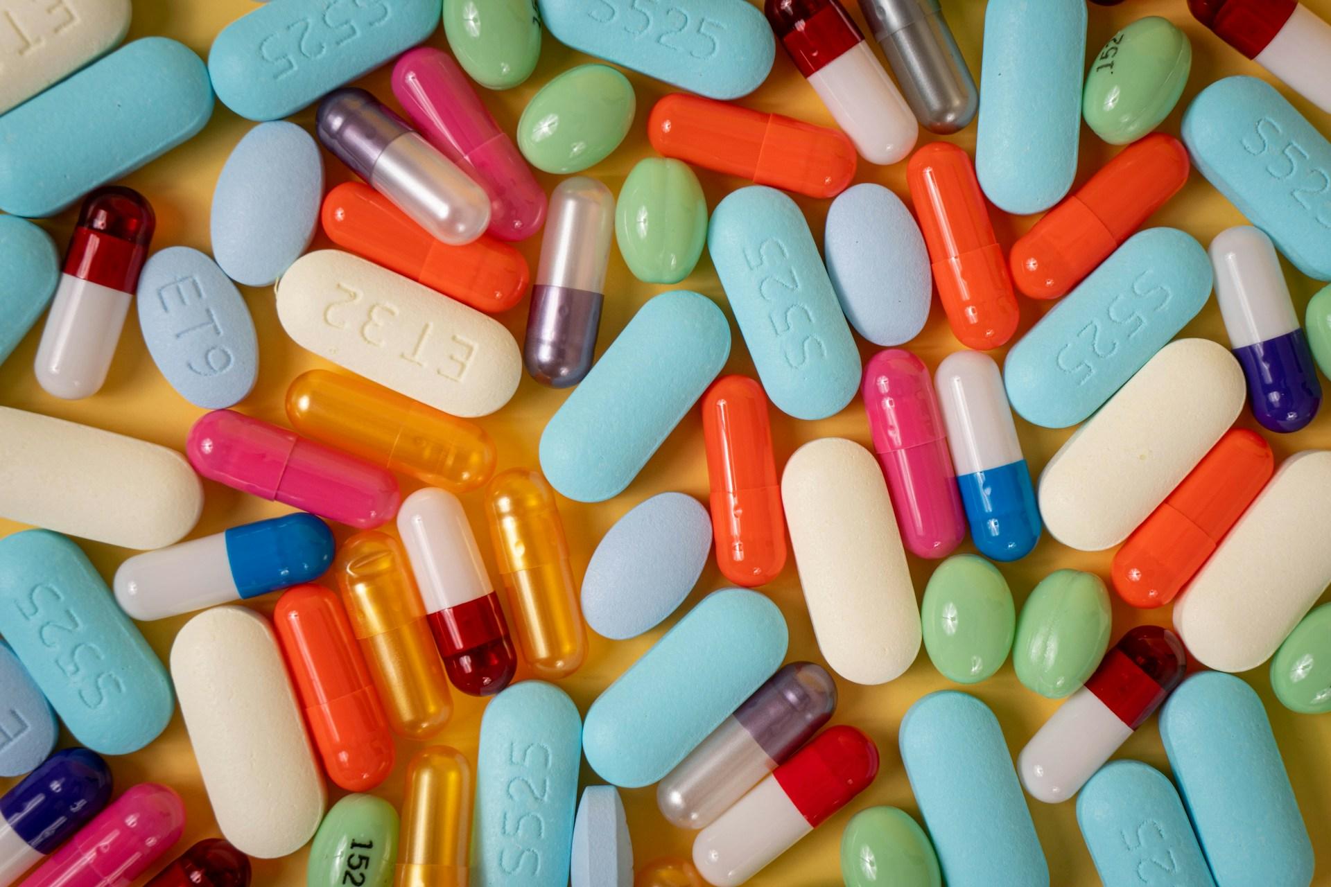 Ces vitamines à prendre le matin, celles à midi et après le dîner — Santé