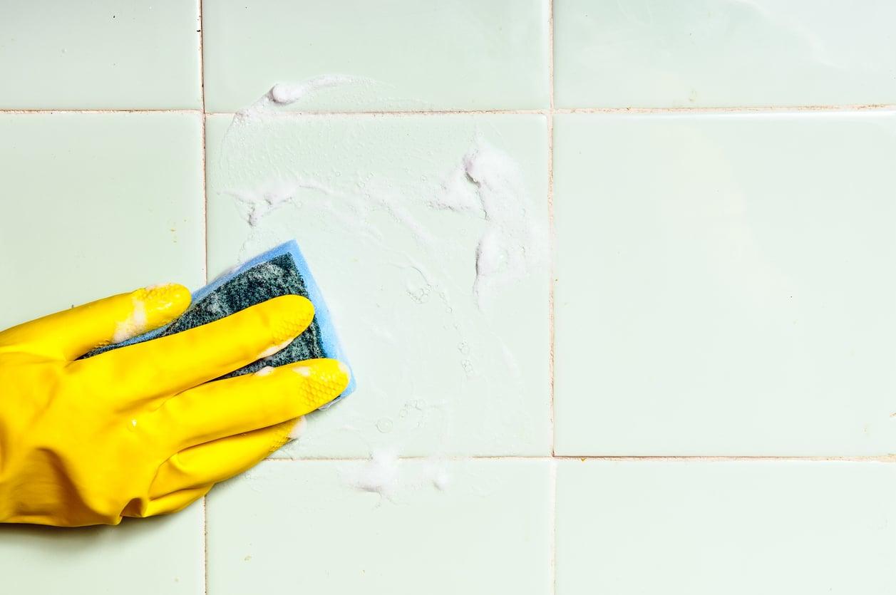 Fughe ingiallite e grigie? 3 trucchi semplici per farle tornare come nuove — Lifestyle