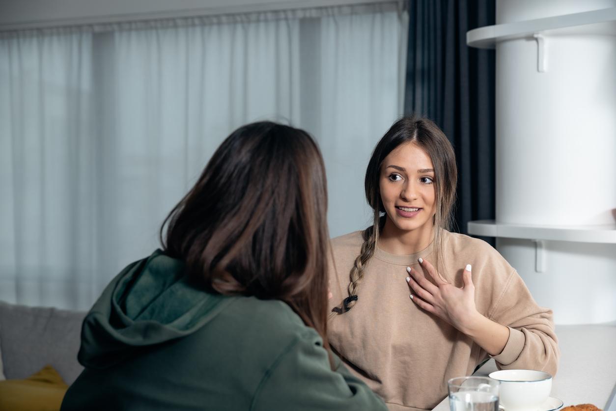 «Mia madre ha sempre preferito mia sorella» – confessioni sincere tra fratelli — Famiglia