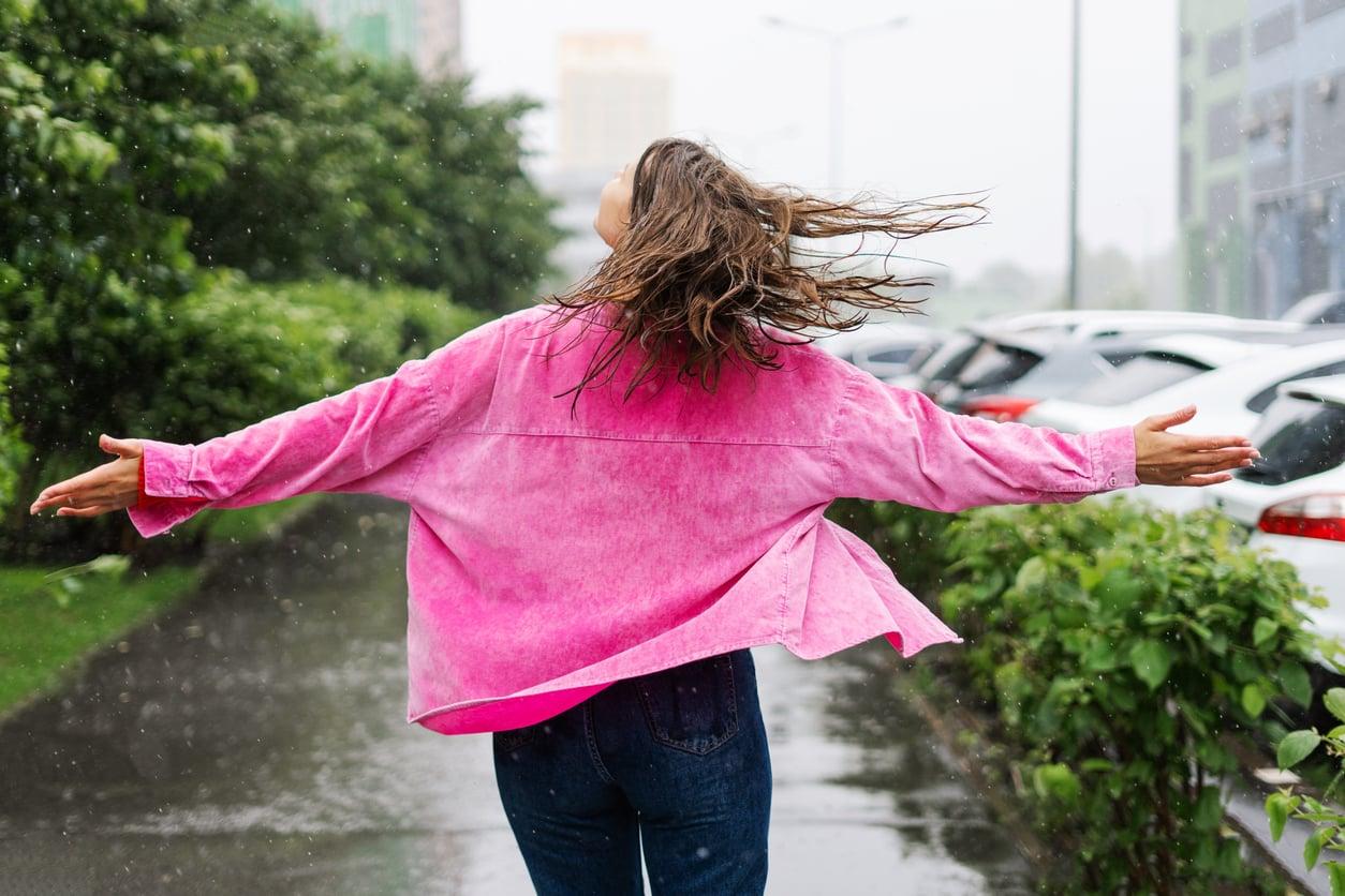 La lezione imparata da un acquazzone che mi ha inzuppato fino all’osso – E perché ne sono grata — Lifestyle