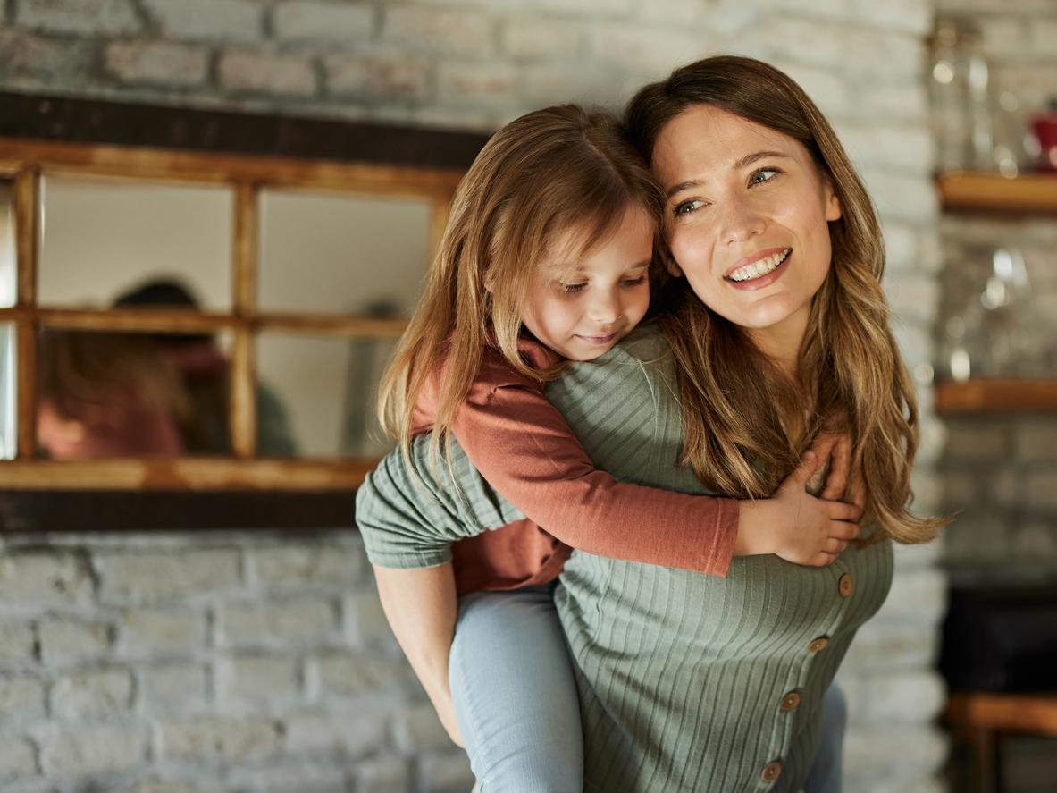 Si un niño escucha estas tres frases, se siente seguro – así lo confirma un estudio — Familia