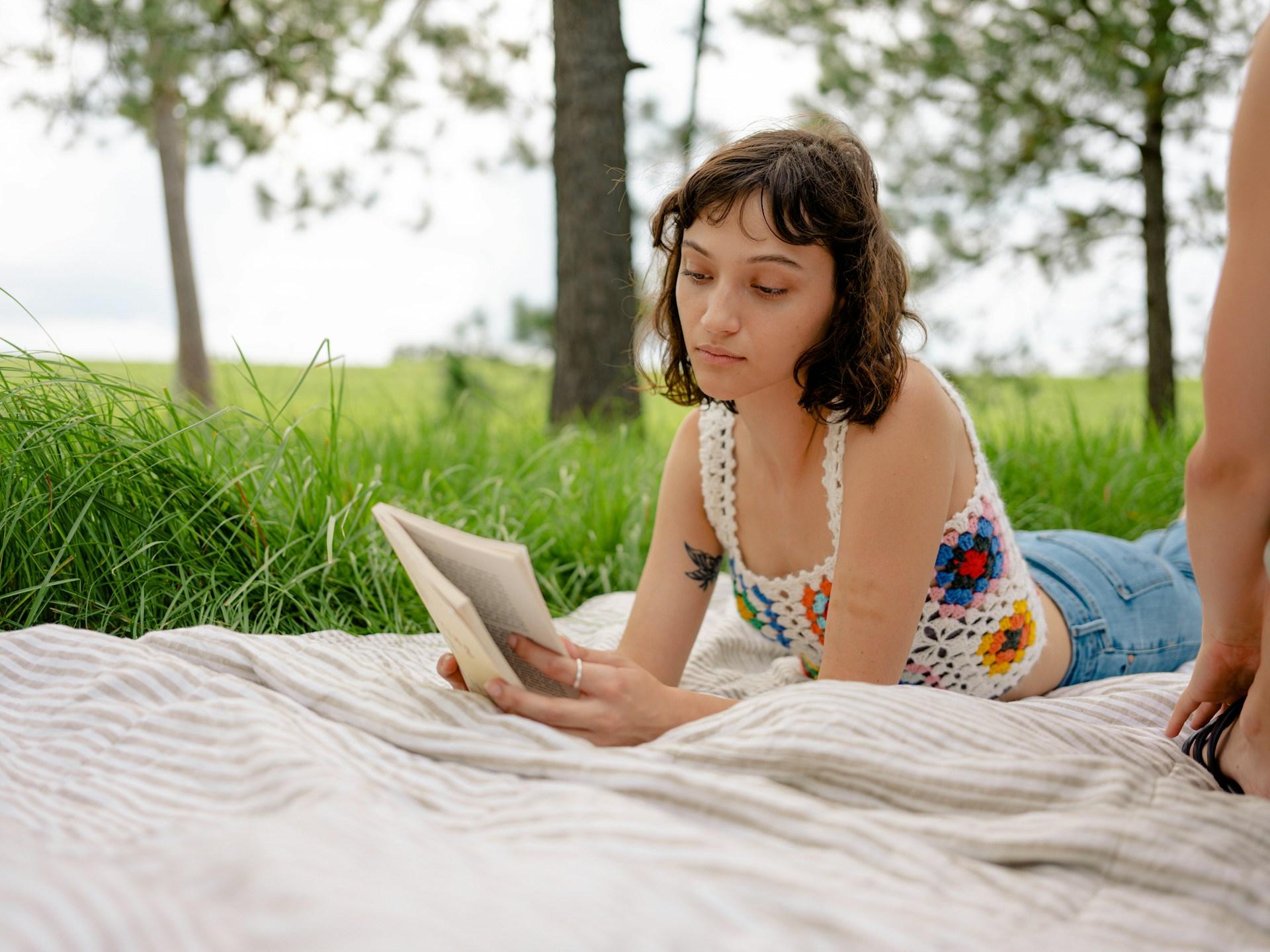 Mi mejor "estrategia de escape" es la lectura: porque me da fe de que hay salida, bondad y amor — Ocio