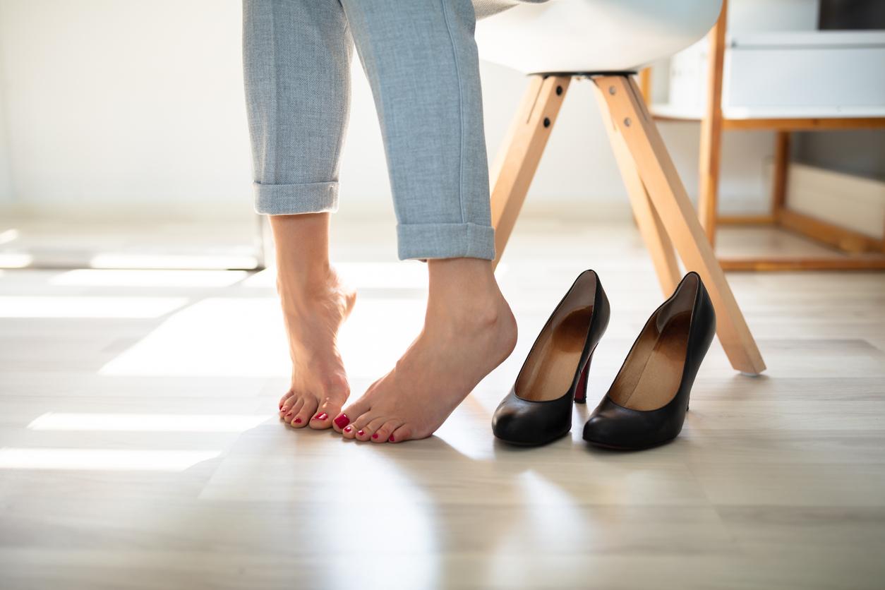 Chaussures qui sentent mauvais : comment éliminer les odeurs désagréables — Ménage