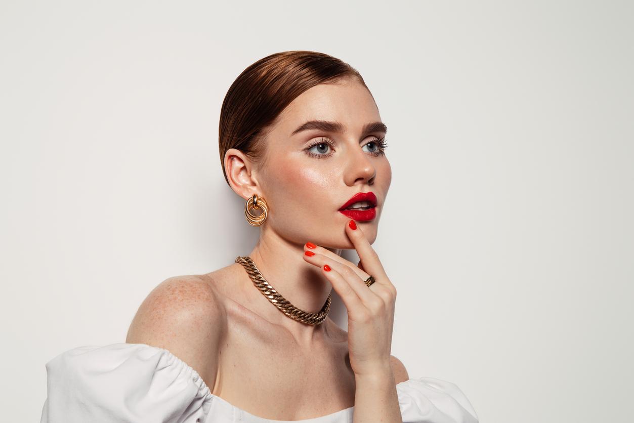 8 Beauty-Hacks, die Müdigkeit im Gesicht verschwinden lassen – Tipp 2 solltest du nicht verpassen! — Gesicht