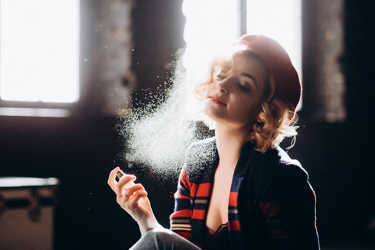 Viaje en el tiempo con tu perfume: descubre la esencia de tu época — Estilo