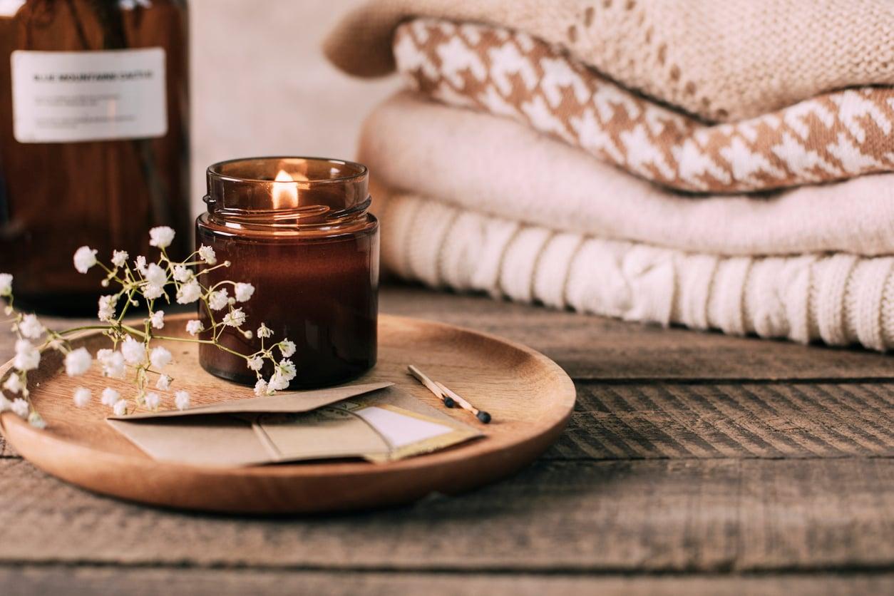 El poder de las velas de soja aromaterapéuticas: unas traen abundancia, otras calma — Hogar y limpieza