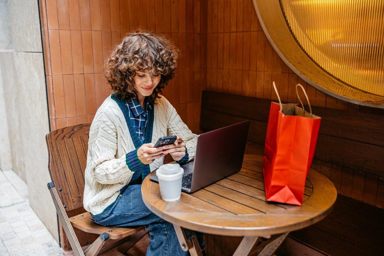 8 petits achats qu’on fait encore et encore, parce que c’est plus simple que de réfléchir — Mode