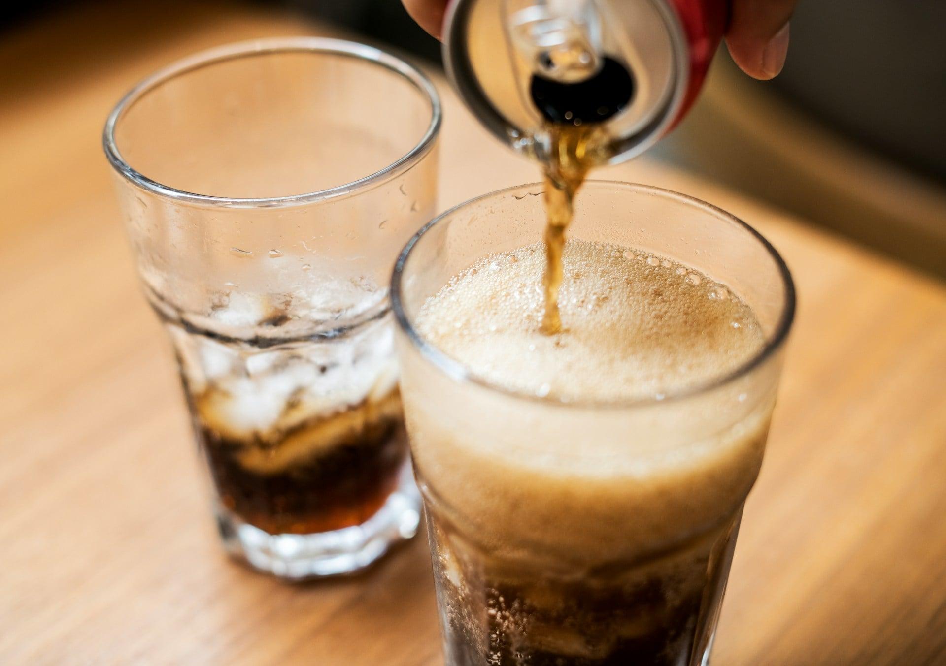 ¿Es la cola light realmente tan mala como fumar? Esto dicen los expertos — Salud