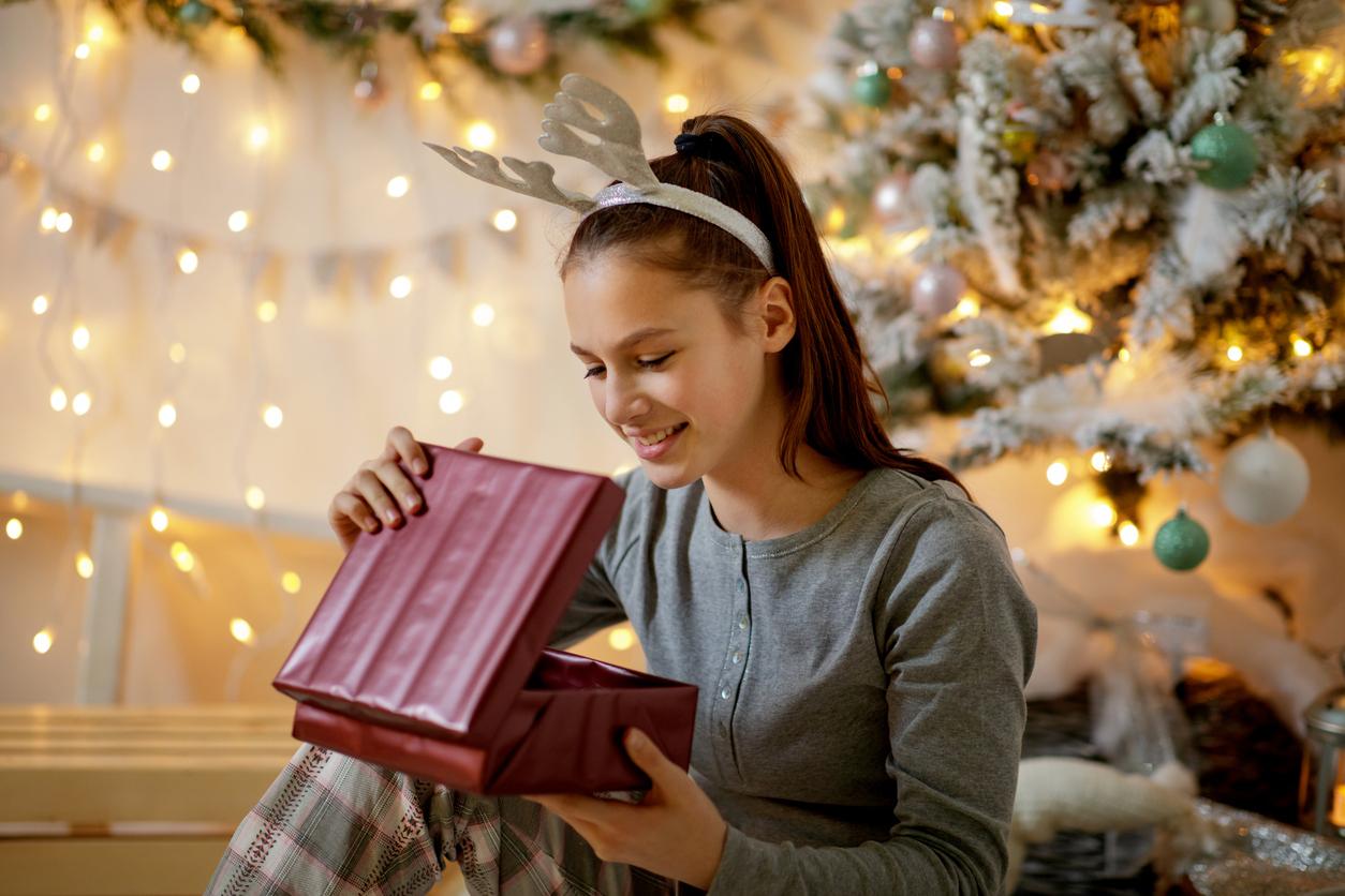 10 Weihnachtsgeschenke für Teenager, die wirklich begeistern — Familie