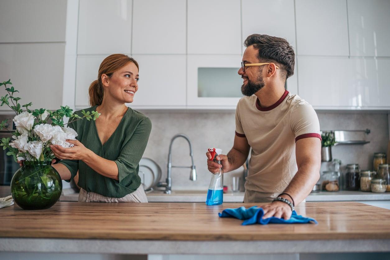 Someone Needs to Tell Men They Don’t Earn a Medal for Doing the Dishes — Relationship