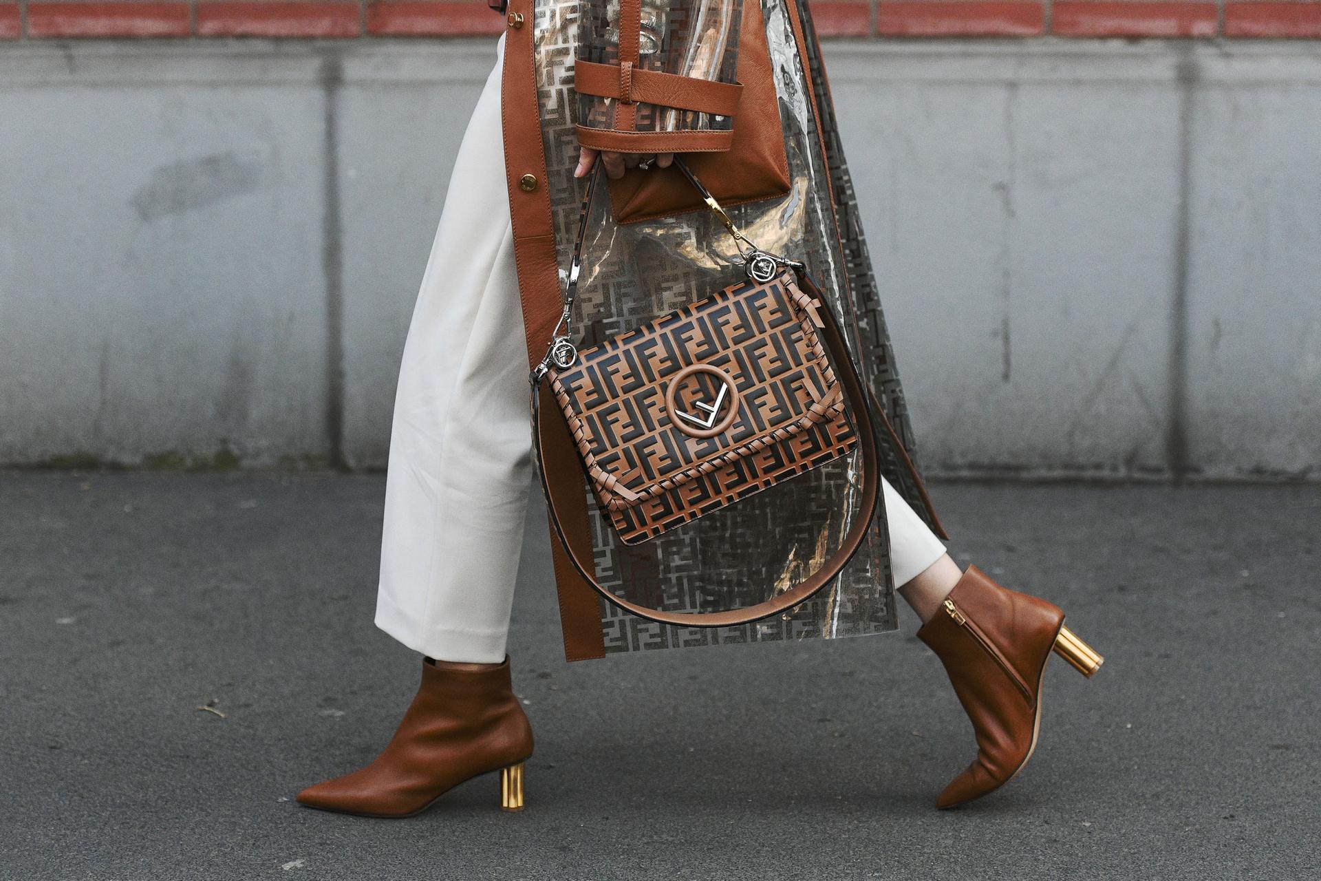 Jean blanc en hiver ? Voici comment le porter avec style — Mode