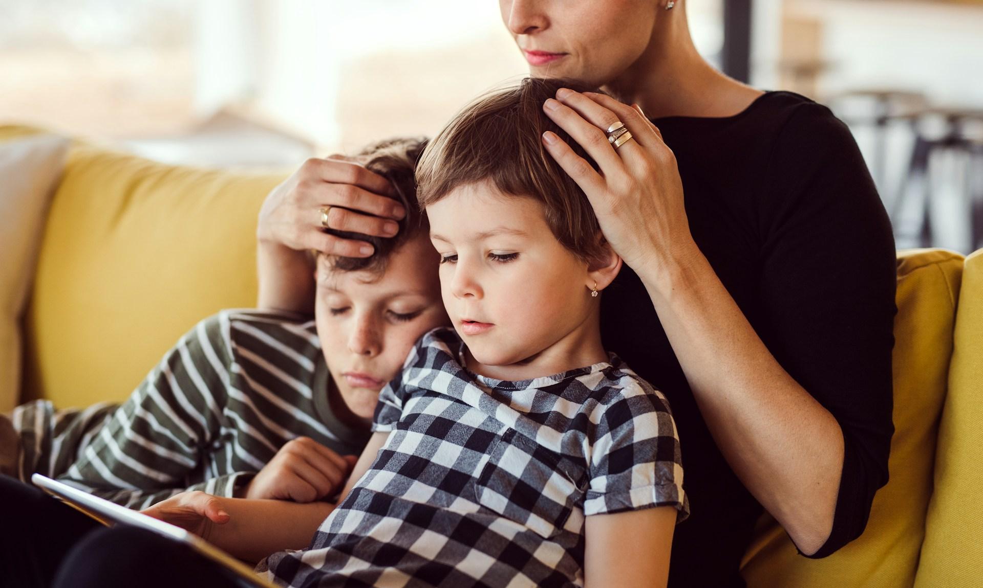 « Mes enfants se détestent profondément » - Histoires du manque d’amour fraternel — Famille