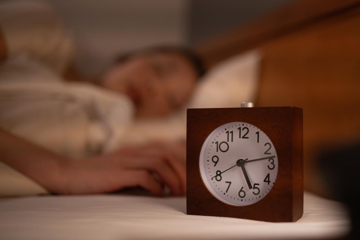 Ich bin zurück zur klassischen Weckuhr – so fühlt sich das Aufwachen ohne Handy an — Gesundheit
