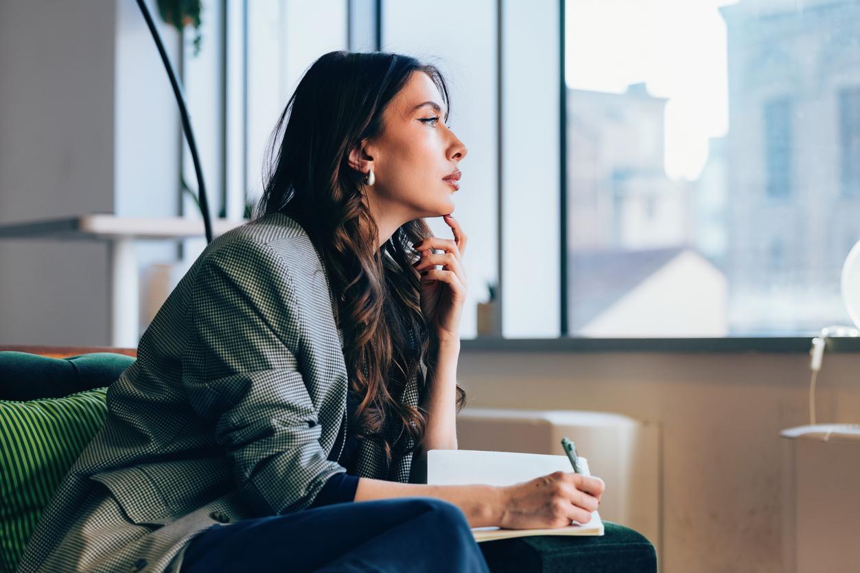 Secondo i terapeuti, così l’approccio “abbastanza buono” ti aiuta a liberarti dell’overthinking — Salute