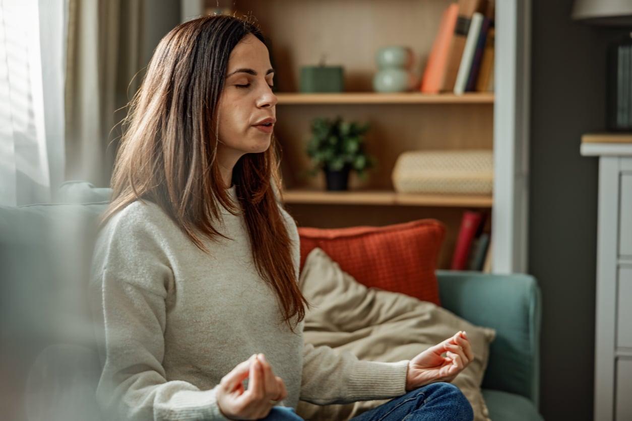 Ecco cosa succede al tuo corpo già entro 24 ore dall’inizio della meditazione — Salute