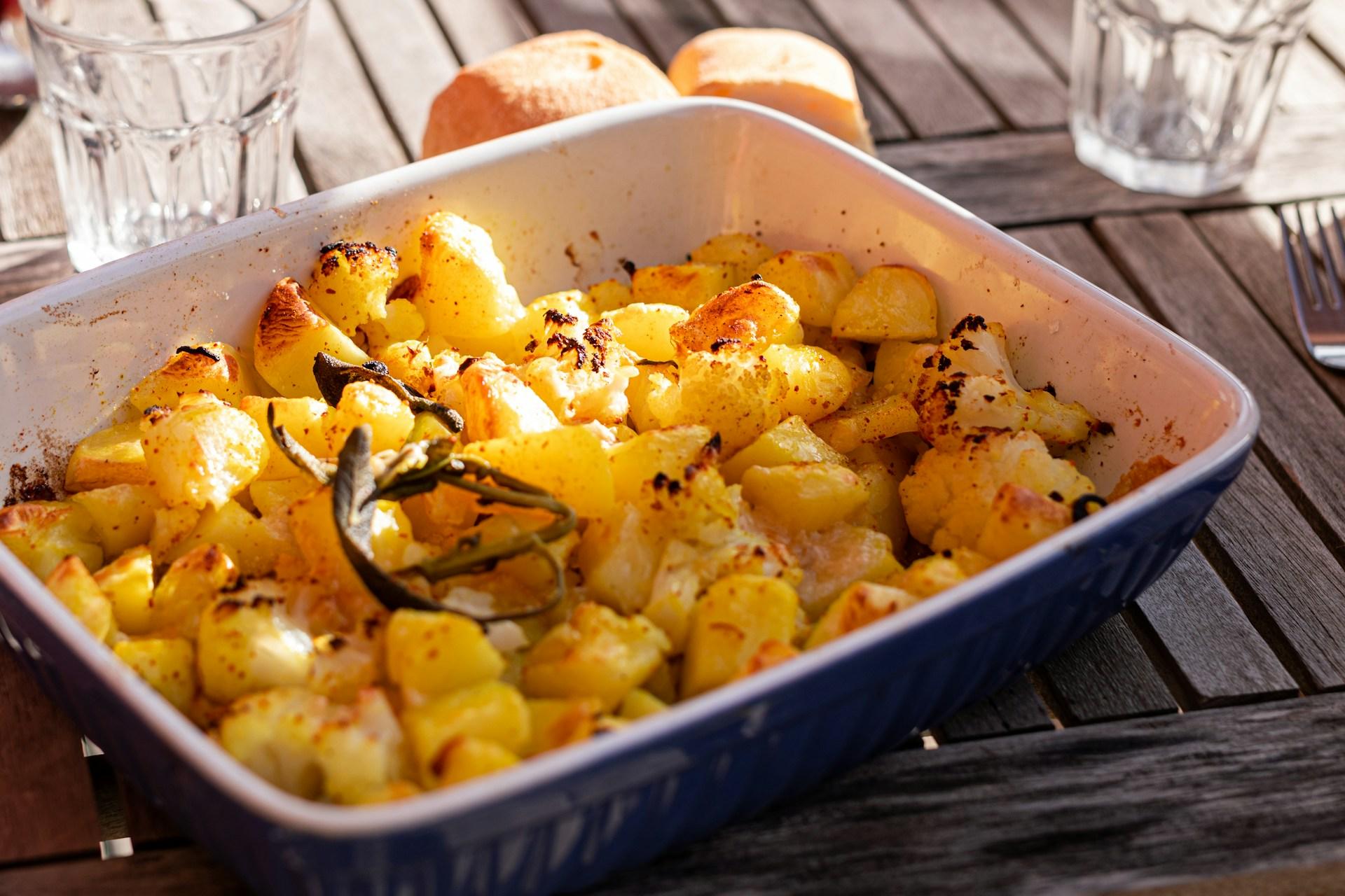 Non immagineresti quanto sia versatile: 10 ricette economiche e semplici da preparare con le patate — Lifestyle
