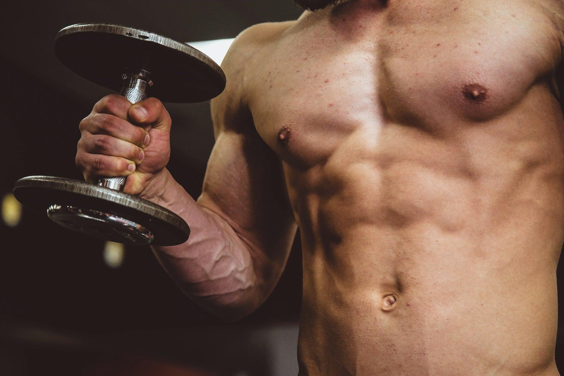 «Non ho mai capito cosa trovino attraente nei muscolosi da palestra.» – Che tipo di corpo maschile preferiscono le donne? — Relazione