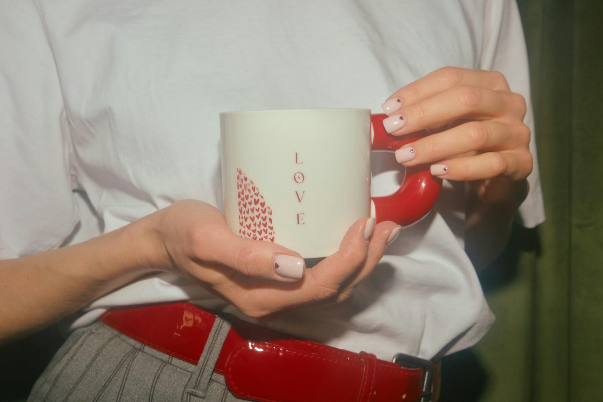 Sono pazza per le unghie corte: 8 design di San Valentino dalla mia wishlist — Stile